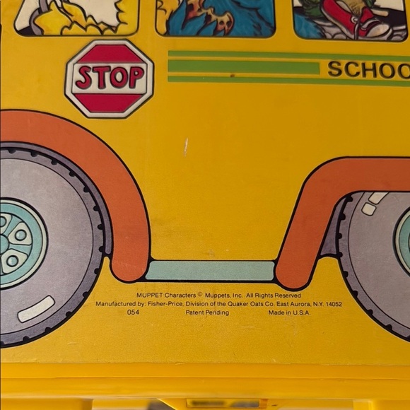 Vintage Sesame Street School Bus Yellow Booster Seat Cookie Monster Big Bird - Picture 7 of 9
